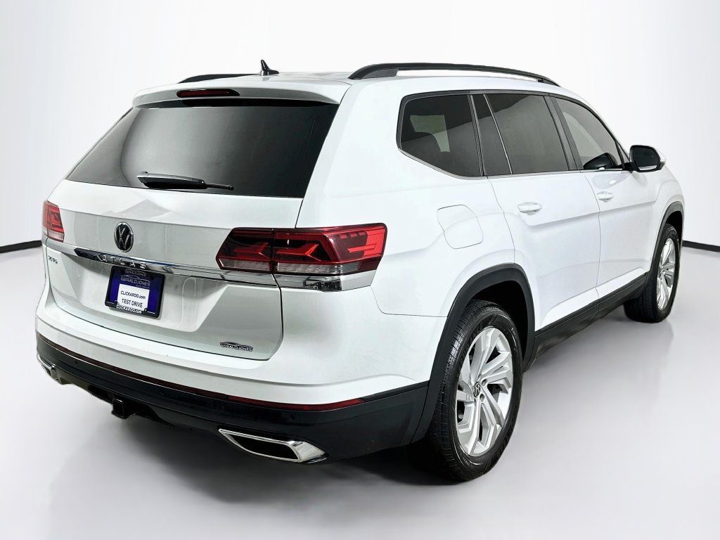 Used 2022 Volkswagen Atlas SE w/ Panoramic Sunroof Package FWD image 8