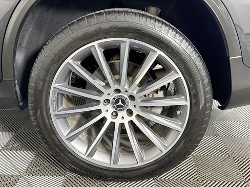 Used 2021 Mercedes-Benz GLC 300 4MATIC Coupe image 34