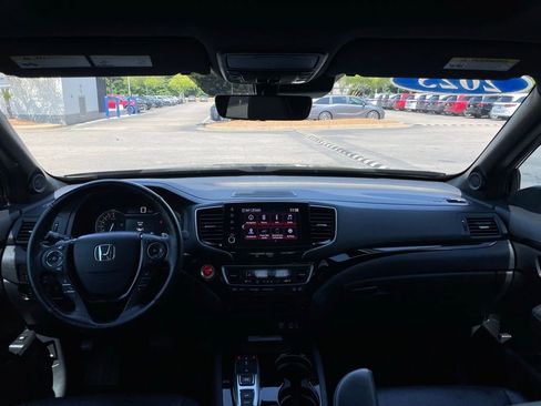 Certified 2023 Honda Ridgeline Black Edition image 9