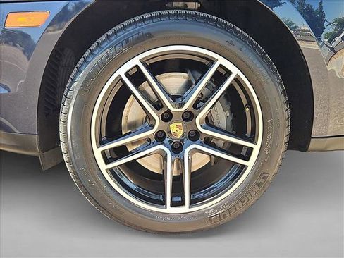 Used 2020 Porsche Macan S AWD/4WD image 24
