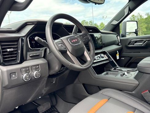 New 2026 GMC Sierra 2500 AT4 image 19