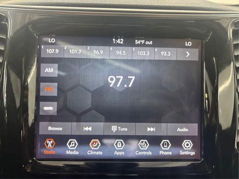 Used 2022 Jeep Cherokee Limited w/ Mopar Interior Package image 44