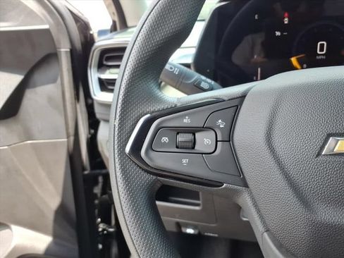 Used 2025 Chevrolet TrailBlazer LT AWD/4WD image 19