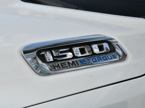 Used 2022 RAM 1500 Big Horn AWD/4WD image 13