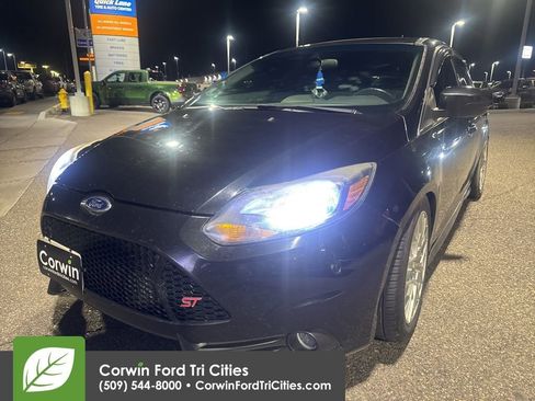 Used 2013 Ford Focus ST image 4