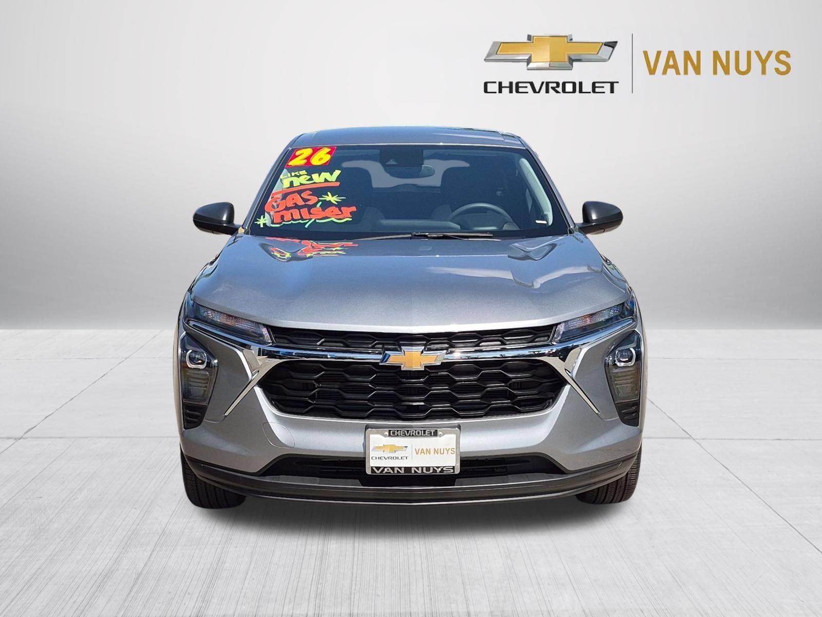 Used 2026 Chevrolet Trax LS FWD image 2