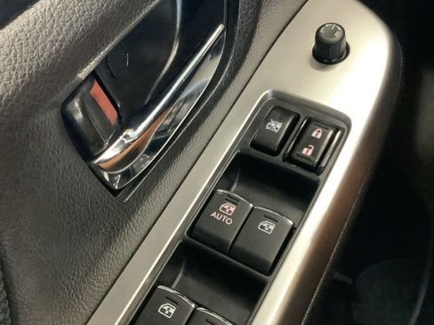 Used 2016 Subaru Crosstrek 2.0i Premium AWD/4WD image 19