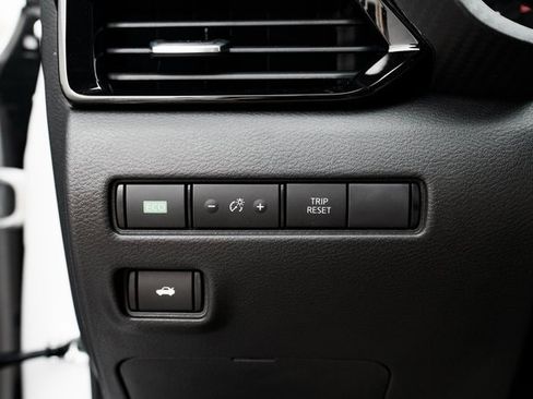 New 2025 Nissan Sentra SV w/ All-Weather Package image 17