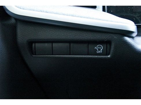 New 2026 Nissan Kicks SV w/ SV Premium Package image 20