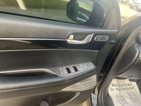 Used 2021 Hyundai Palisade Limited image 14