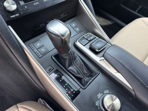 Used 2017 Lexus IS 200t F Sport w/ F Sport Package image 12