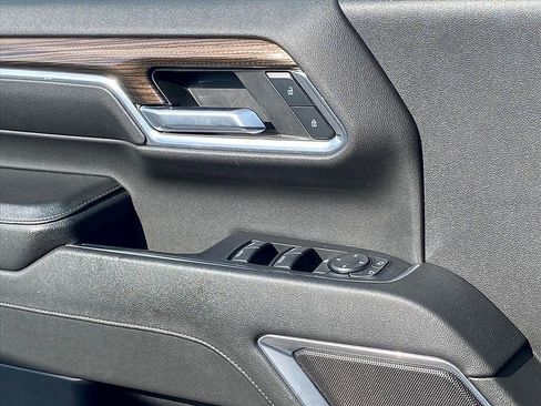 Used 2024 Chevrolet Silverado 2500 LT image 15