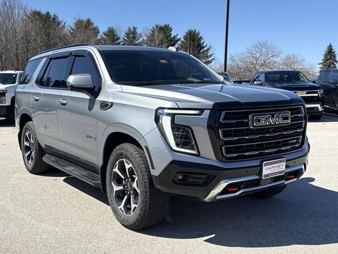 Used 2025 GMC Yukon AT4 w/ Premium Trailering Package image 4