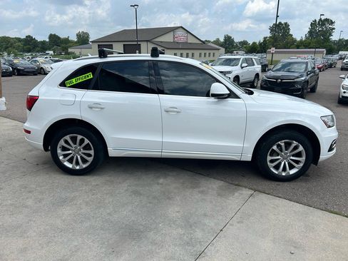 Used 2015 Audi Q5 2.0T Premium Plus w/ Technology Package AWD/4WD image 4
