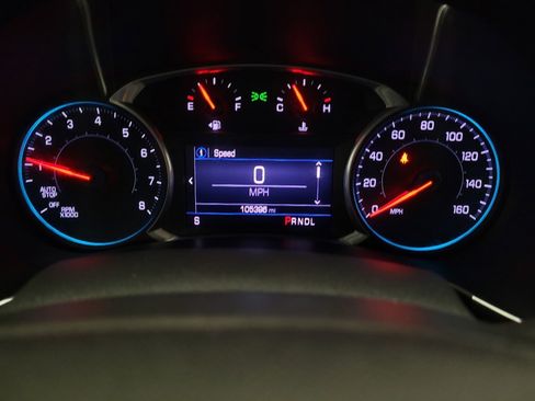 Used 2020 Chevrolet Equinox LT FWD image 23