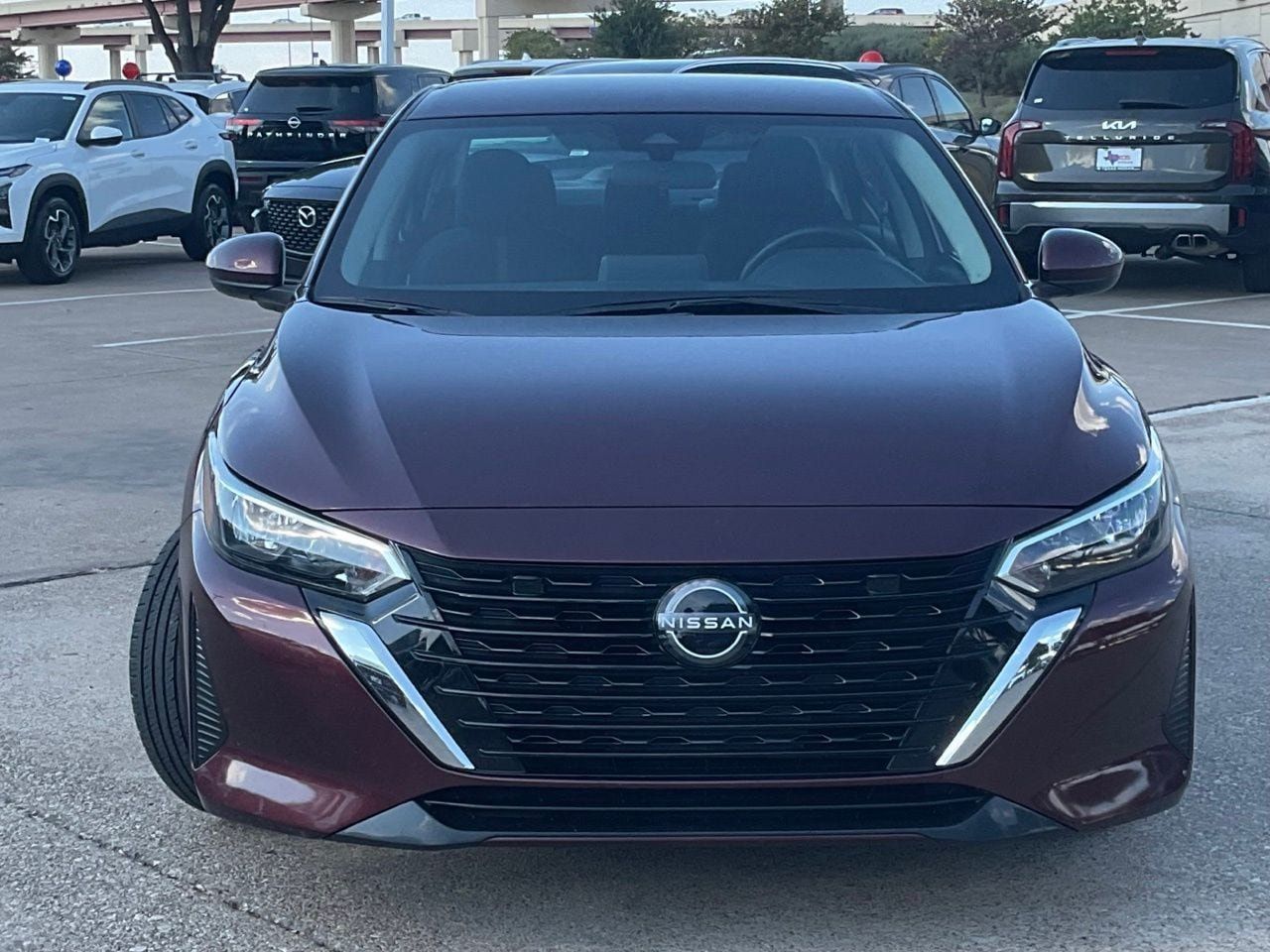 Used 2025 Nissan Sentra SV FWD image 2