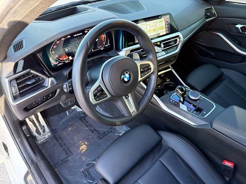 Used 2022 BMW M340i xDrive w/ Premium Package image 25