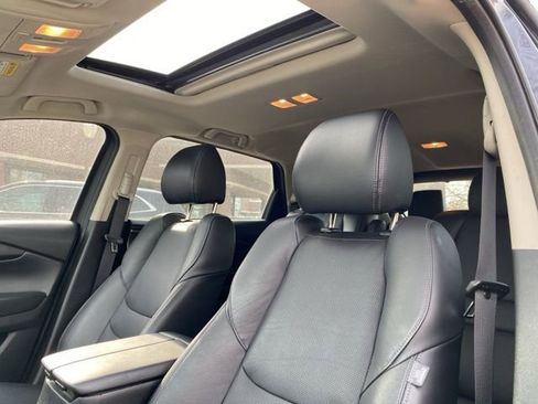 Used 2023 MAZDA CX-9 Touring image 12
