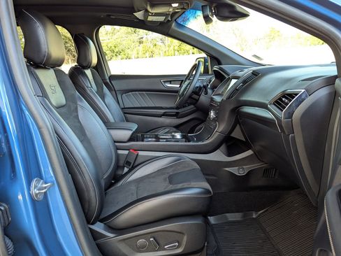 Used 2019 Ford Edge ST w/ Equipment Group 401A image 27