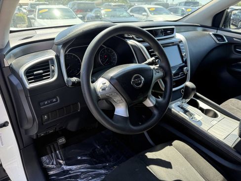 Used 2015 Nissan Murano S w/ Navigation Package AWD/4WD image 17
