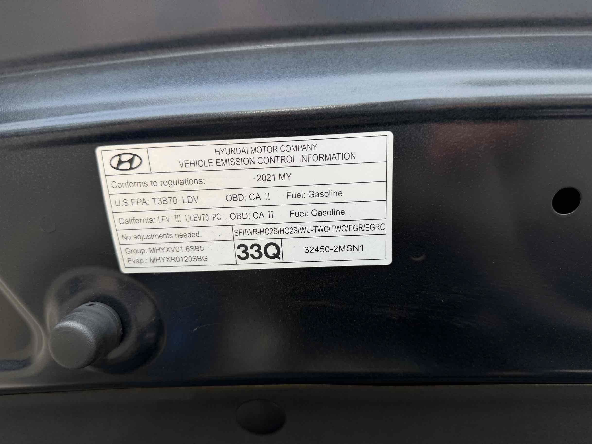 Used 2021 Hyundai Venue SE FWD image 23