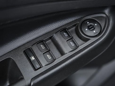 Used 2019 Ford Escape S image 30