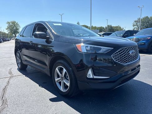 Used 2024 Ford Edge SEL w/ Convenience Package AWD/4WD image 4