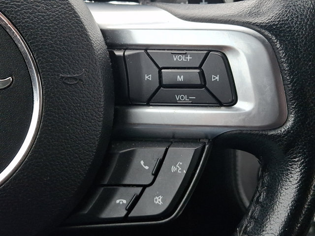 Used 2016 Ford Mustang Coupe RWD image 20