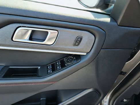 New 2026 Ford Explorer ST-Line AWD/4WD image 23