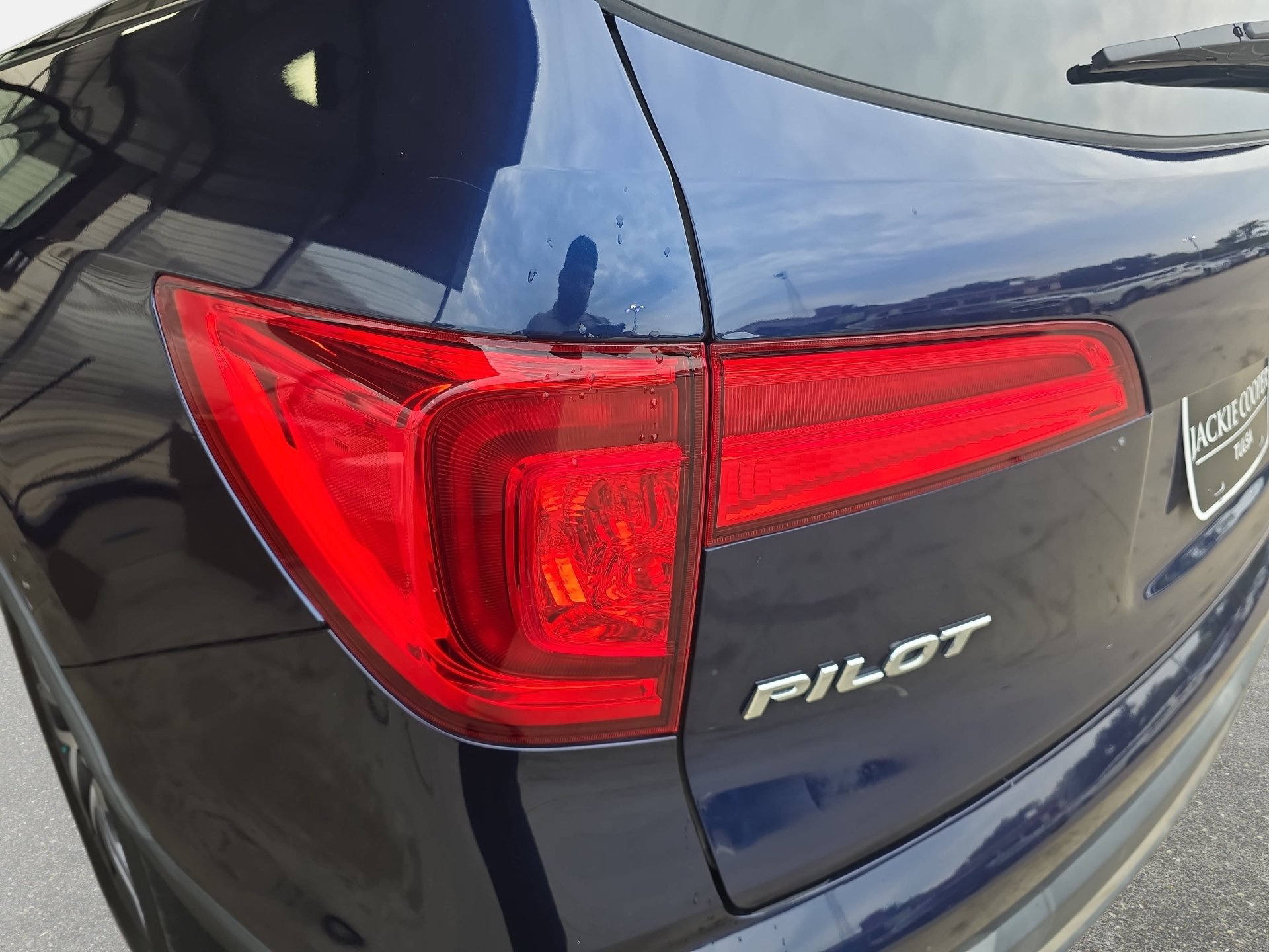 Used 2018 Honda Pilot Touring image 33