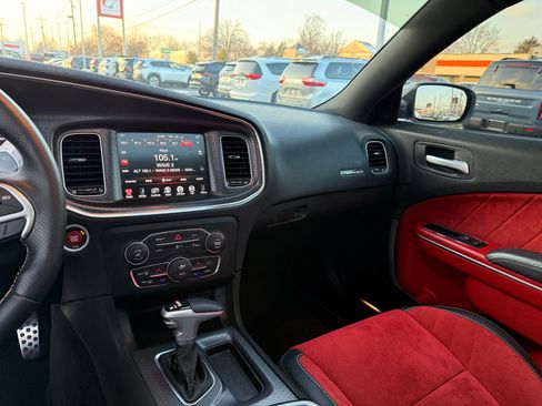 Used 2016 Dodge Charger SRT w/ Harman/Kardon Audio Group image 54