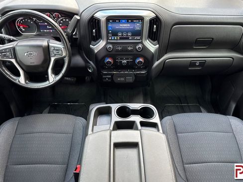 Used 2019 Chevrolet Silverado 1500 RST image 15