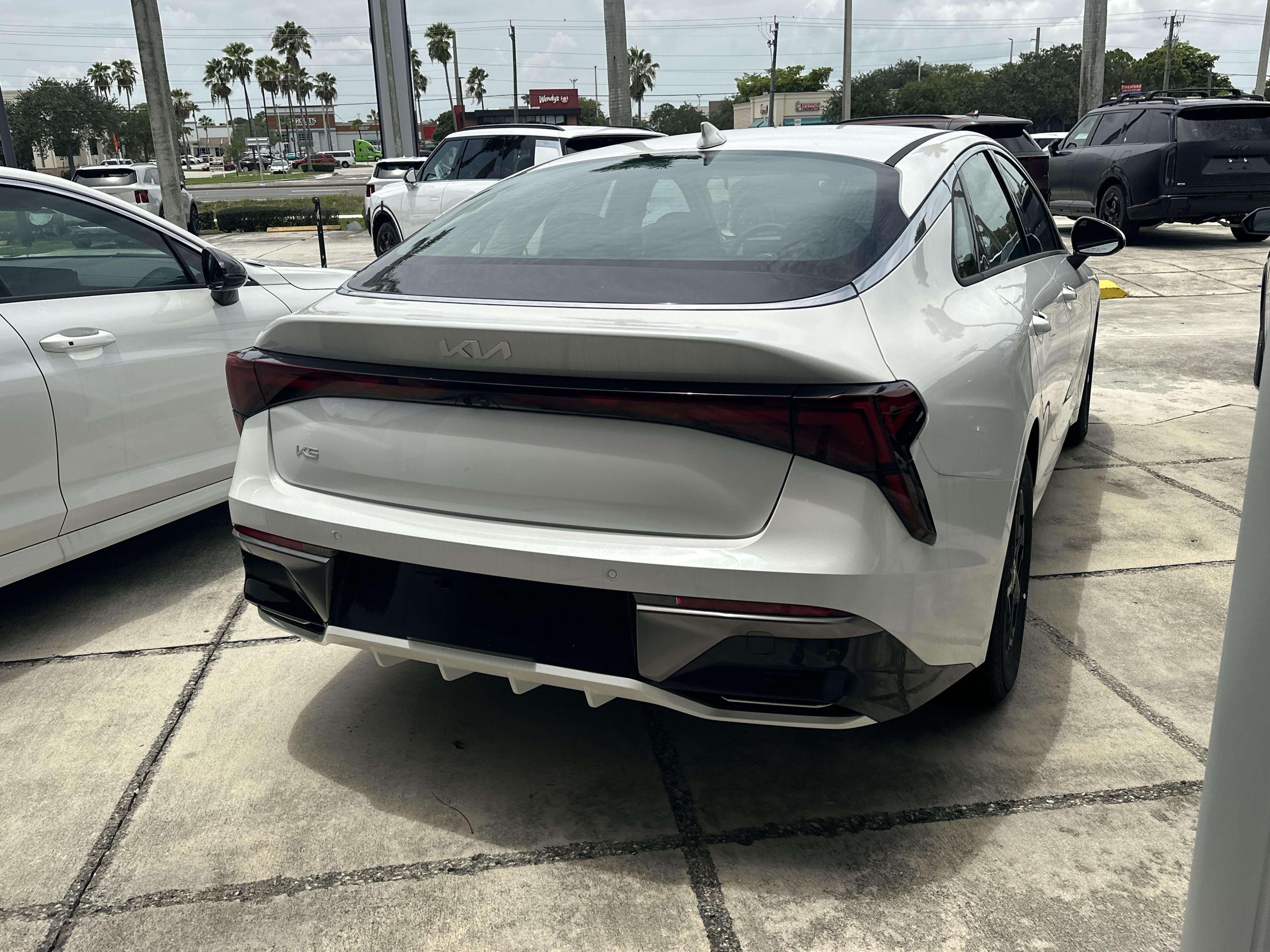 New 2026 Kia K5 LXS FWD image 4