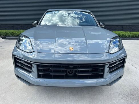 New 2026 Porsche Cayenne AWD/4WD image 8