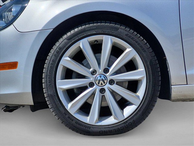 Used 2014 Volkswagen Golf TDI FWD image 22
