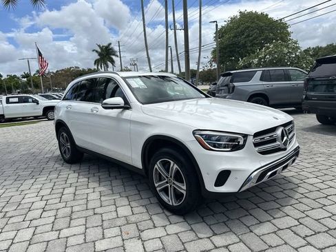 Used 2022 Mercedes-Benz GLC 300 4MATIC w/ Multimedia Package Lite image 34