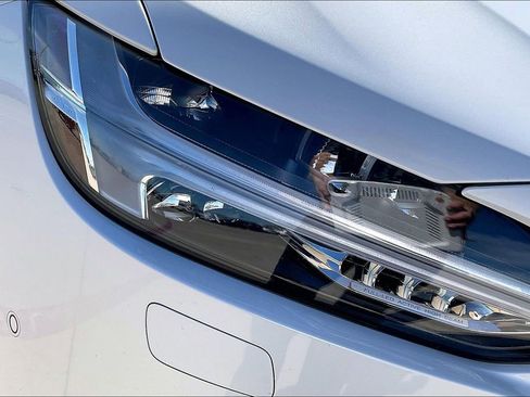 Certified 2023 Volvo S90 T8 Ultimate image 38