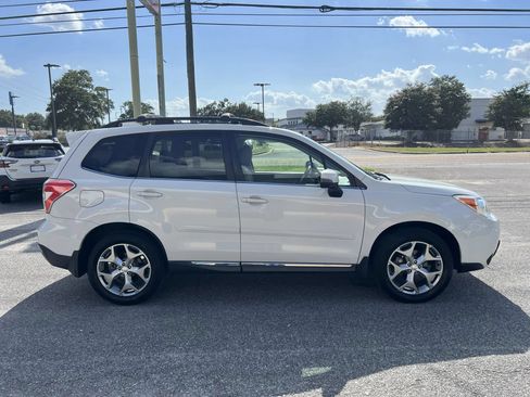 Used 2016 Subaru Forester 2.5i Touring w/ Eyesight & Navigation System AWD/4WD image 6