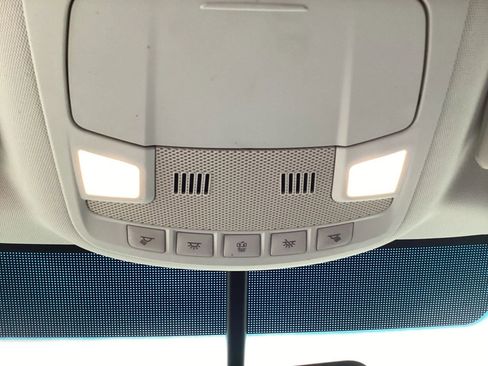 Used 2016 Ford Edge SEL w/ Utility Package image 18