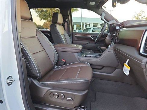 New 2026 GMC Sierra 2500 Denali w/ Denali Reserve Package image 29