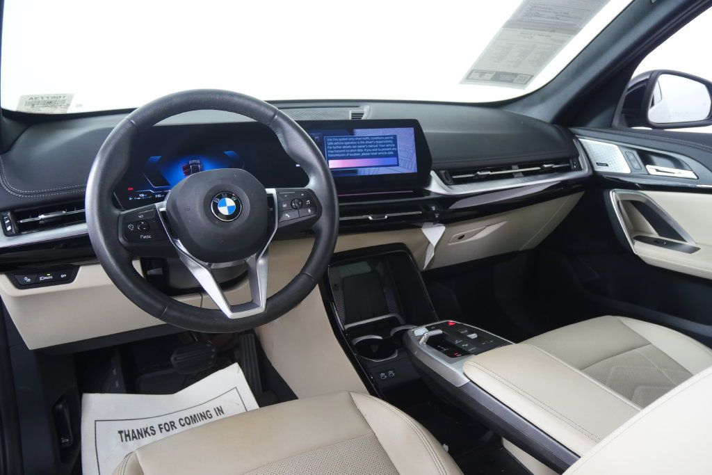 Certified 2025 BMW X1 xDrive28i w/ Convenience Package AWD/4WD image 18