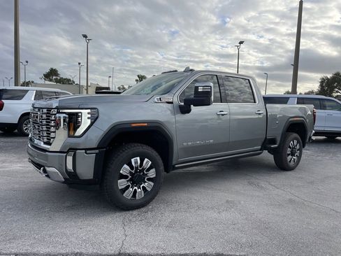 New 2026 GMC Sierra 2500 Denali w/ Denali Reserve Package AWD/4WD image 8