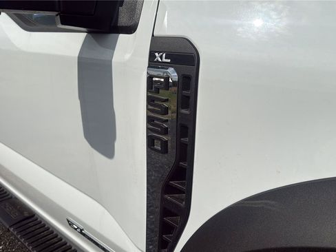 New 2026 Ford F550 4x4 SuperCab Super Duty image 26