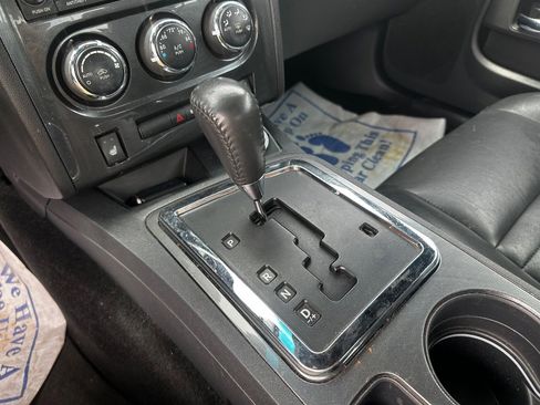 Used 2013 Dodge Challenger SXT image 22