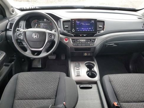 Used 2023 Honda Ridgeline Sport image 10