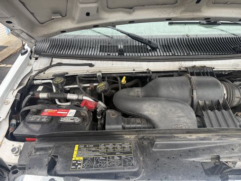 Used 2014 Ford E-250 and Econoline 250 w/ Power Group image 34