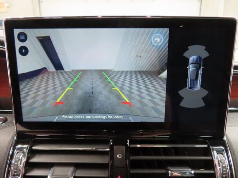 Used 2024 Lincoln Navigator L Reserve w/ Equipment Group 201A image 17