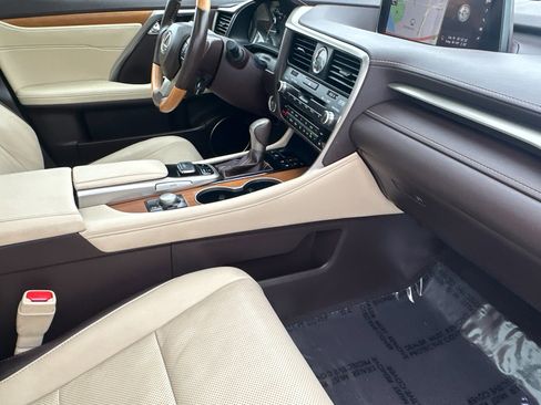 Used 2017 Lexus RX 350 FWD w/ Premium Package image 16