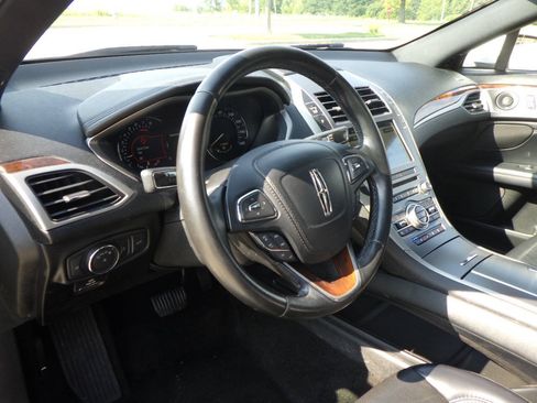 Used 2018 Lincoln MKZ Reserve w/ Climate Package AWD/4WD image 22