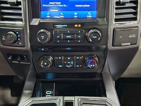 Used 2018 Ford F250 XLT w/ XLT Value Package image 39